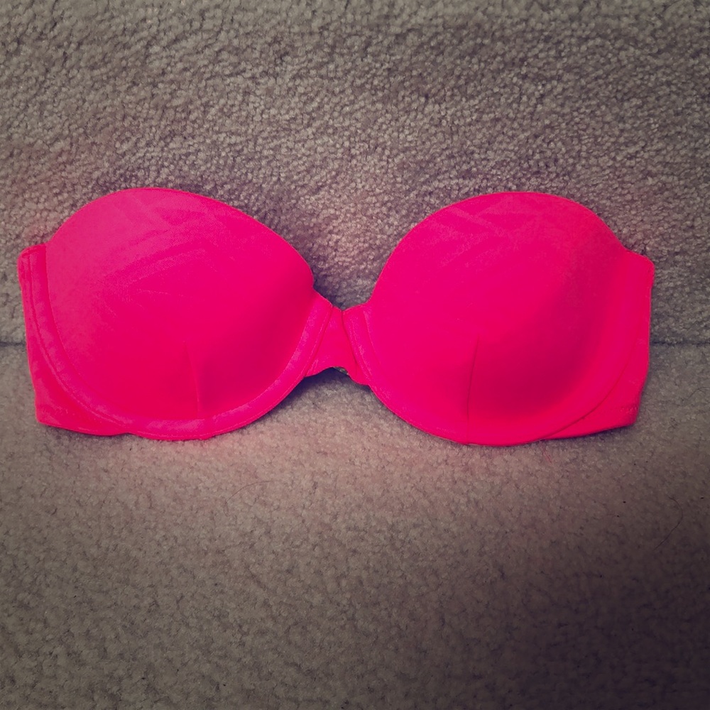Patterned hot pink bikini top